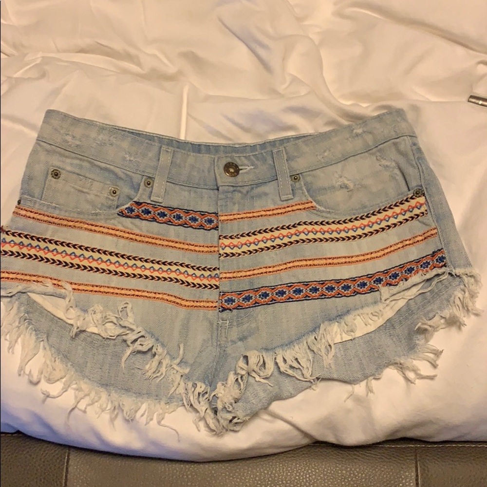 LF camar denim shorts size 27